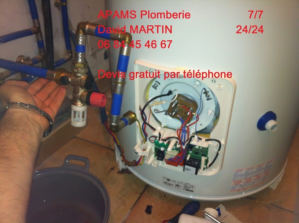 Chauffe-eau en panne : dépannage plomberie Brignais 06.84.45.46.67.jpg